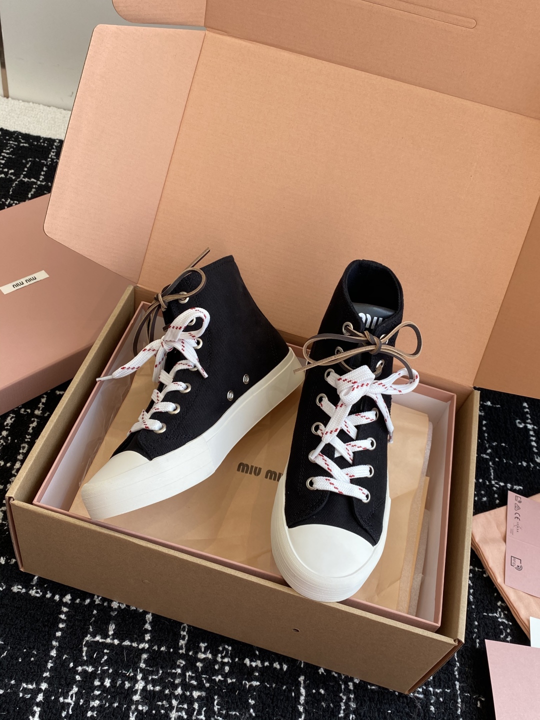 代购级（官网同步✈️盒包装）MiuMiu缪缪 25ss 最新款美式复古风 双鞋带 帆布 半拖 中绑 高绑