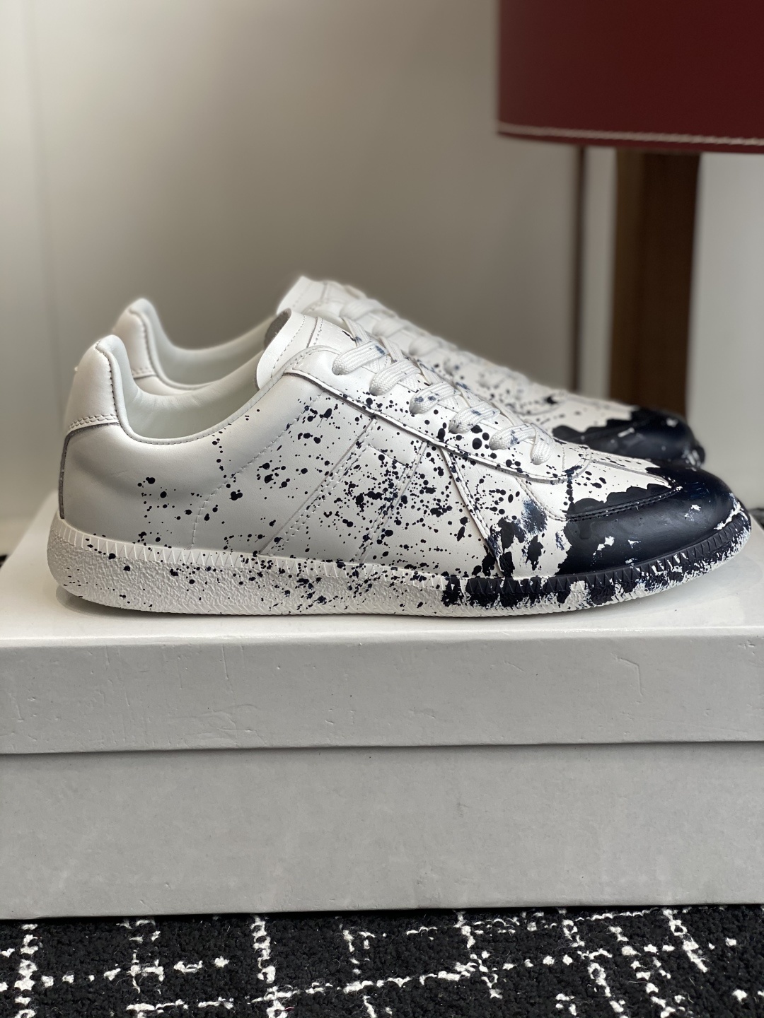 代购级
MaisonMargiela MM6 马吉拉 情侣款 喷墨 涂鸦 帆布 德训鞋 休闲 运动鞋