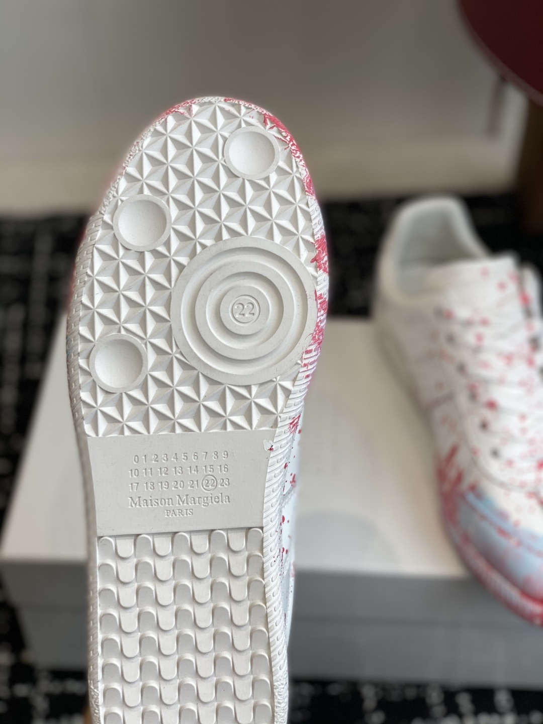 代购级
MaisonMargiela MM6 马吉拉 情侣款 喷墨 涂鸦 帆布 德训鞋 休闲 运动鞋