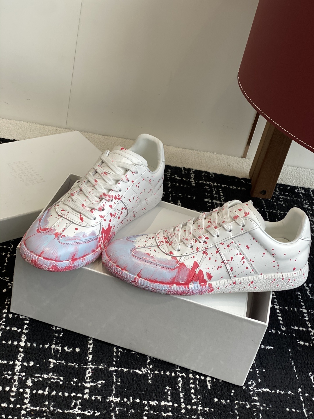 代购级
MaisonMargiela MM6 马吉拉 情侣款 喷墨 涂鸦 帆布 德训鞋 休闲 运动鞋