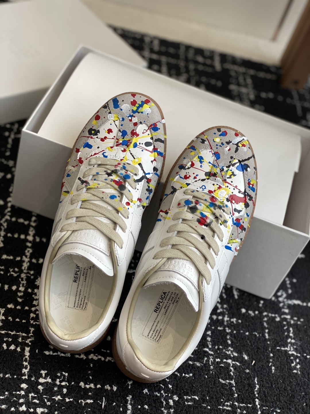 代购级
MaisonMargiela MM6 马吉拉 情侣款 喷墨 涂鸦 帆布 德训鞋 休闲 运动鞋