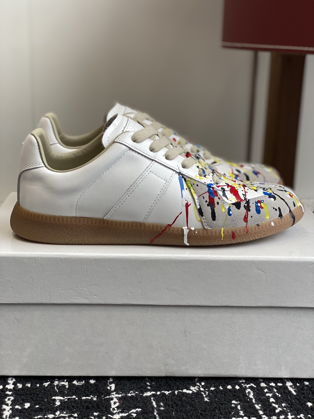 代购级
MaisonMargiela MM6 马吉拉 情侣款 喷墨 涂鸦 帆布 德训鞋 休闲 运动鞋