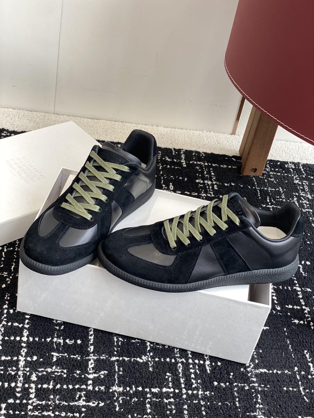 代购级
MaisonMargiela MM6 马吉拉 情侣款 喷墨 涂鸦 帆布 德训鞋 休闲 运动鞋

