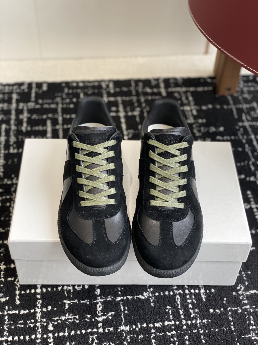 代购级
MaisonMargiela MM6 马吉拉 情侣款 喷墨 涂鸦 帆布 德训鞋 休闲 运动鞋

