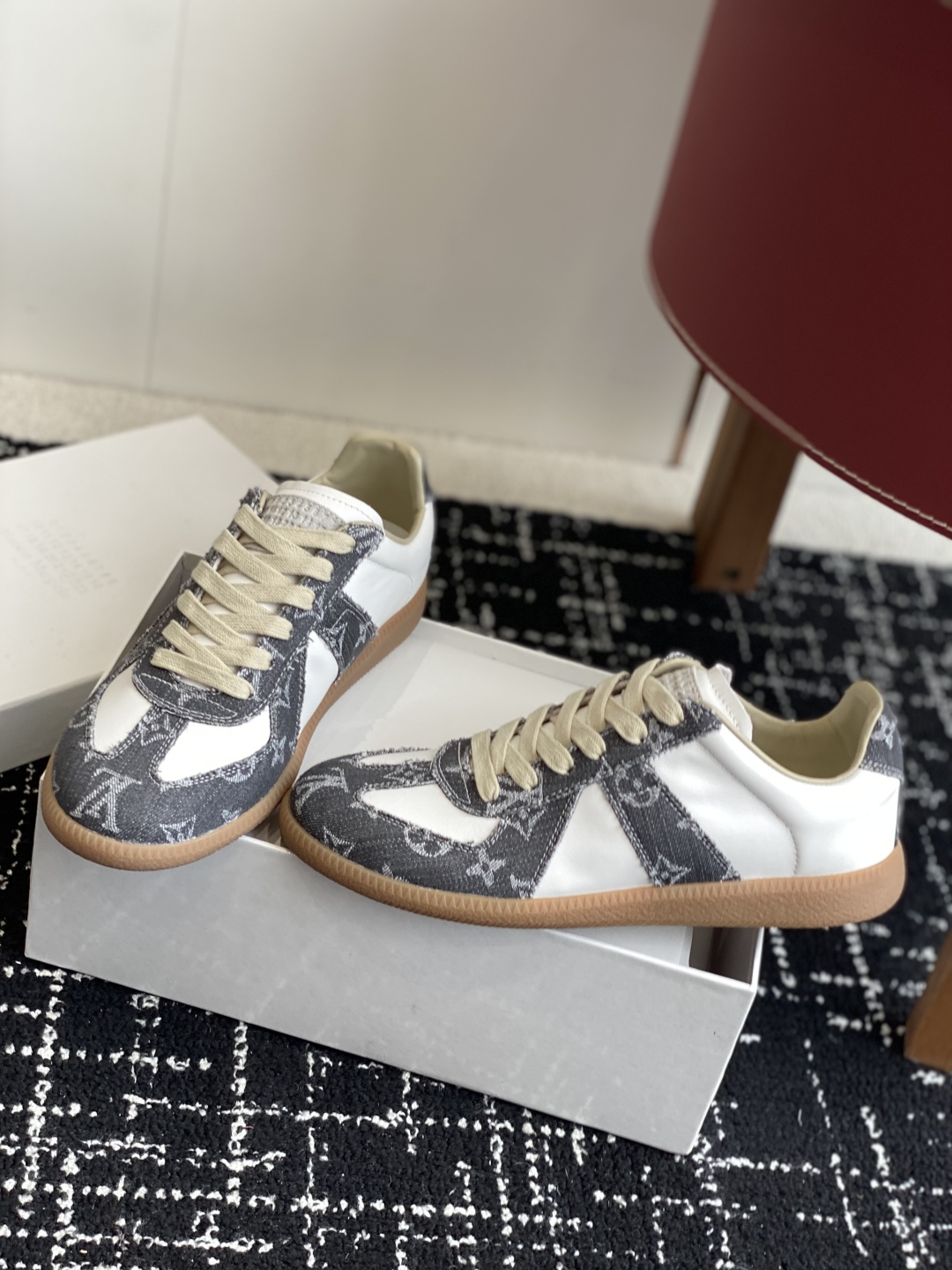 代购级
MaisonMargiela MM6 马吉拉 情侣款 喷墨 涂鸦 帆布 德训鞋 休闲 运动鞋

