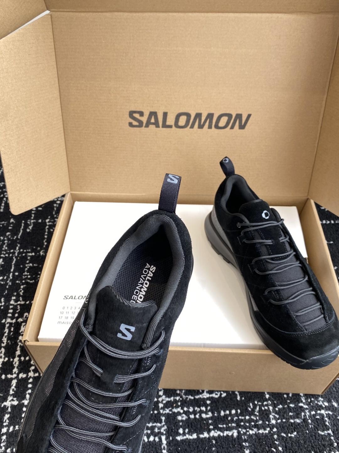 代购级
Salomon𝐱 MM6 萨洛蒙联名马吉拉 X-Alp系列 户外 情侣款休闲 运动鞋
原版购入