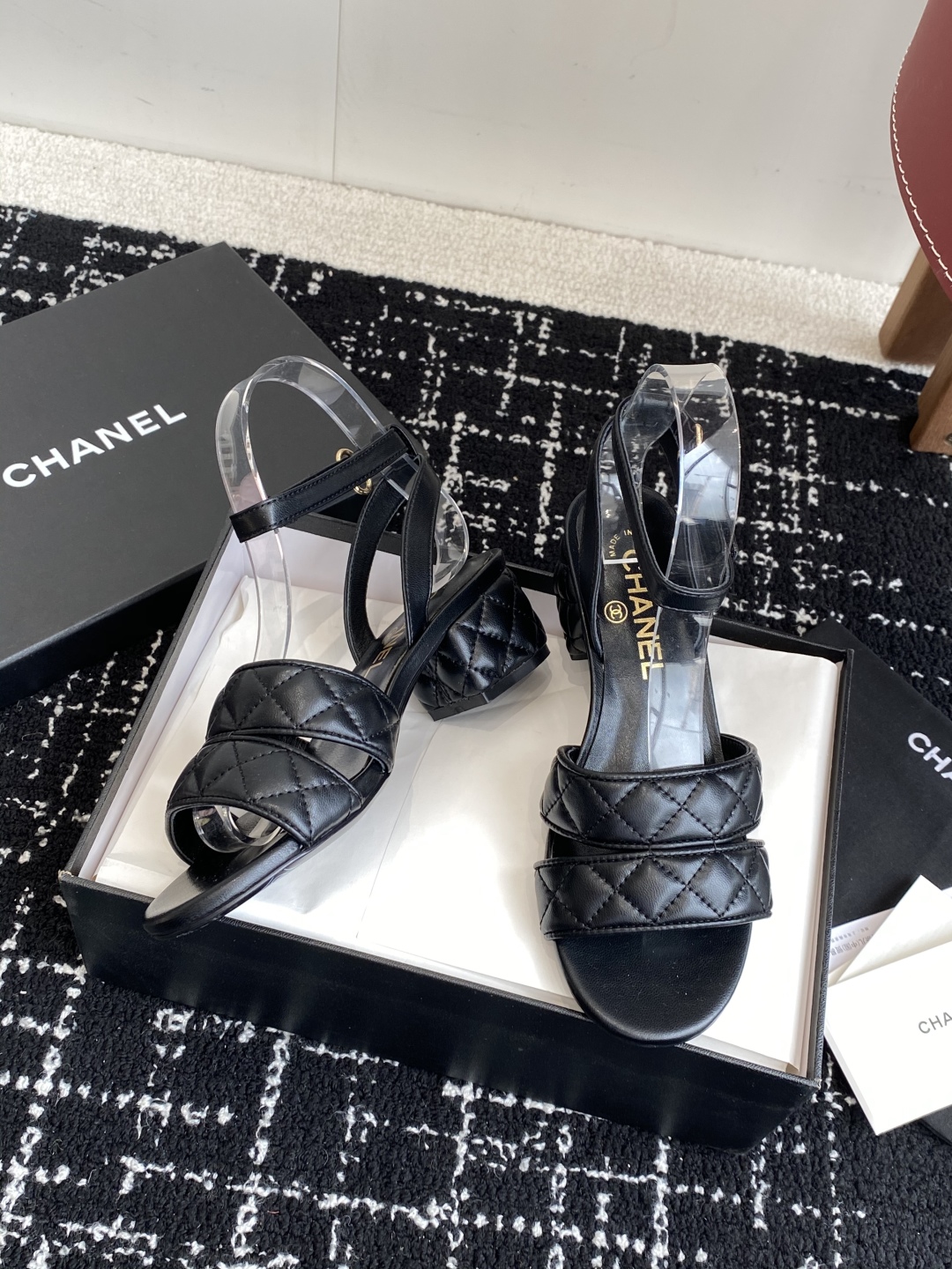 代购级（官网同步✈️盒包装）
CHANEL 香奈儿 24ss 二带 粗跟 拖鞋 凉鞋

自留款，真皮底，