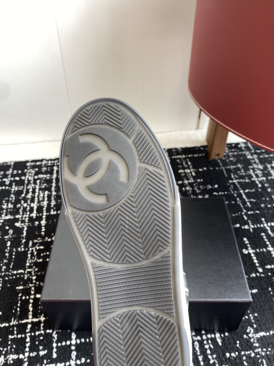 代购级
CHANEL  25ss 早春度假系列运动鞋 休闲鞋

原版购入开发 做货  经典设计 重新演绎