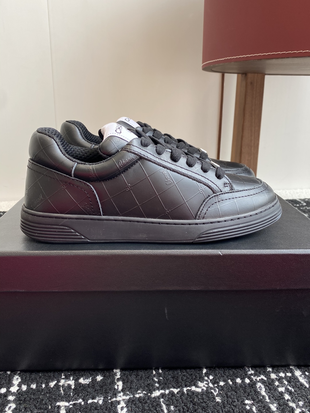 代购级
CHANEL  25ss 早春度假系列运动鞋 休闲鞋

原版购入开发 做货  经典设计 重新演绎