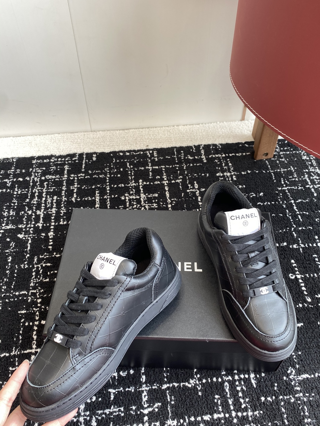 代购级
CHANEL  25ss 早春度假系列运动鞋 休闲鞋

原版购入开发 做货  经典设计 重新演绎