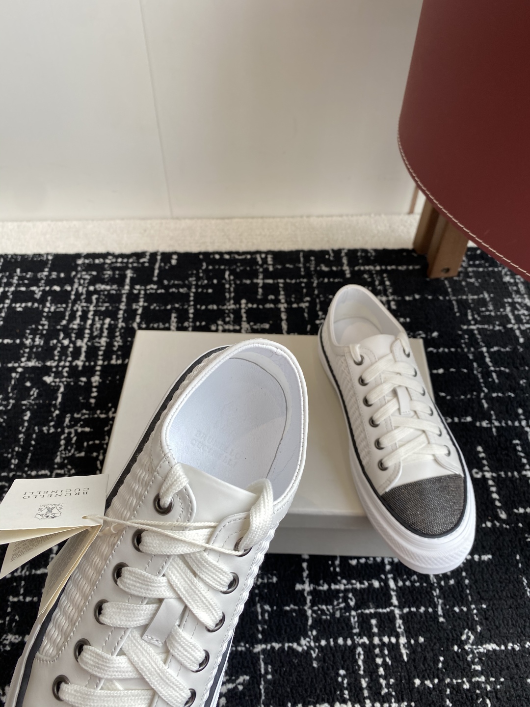 代购级
Brunello Cucinelli 25ss最新 Bc 系带 休闲鞋 

鞋面进口麂皮/特殊工