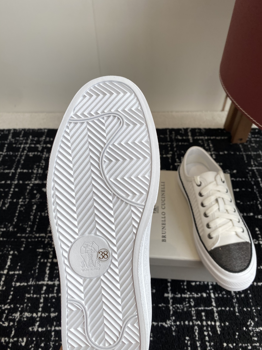 代购级
Brunello Cucinelli 25ss最新 Bc 系带 休闲鞋 

鞋面进口麂皮/特殊工