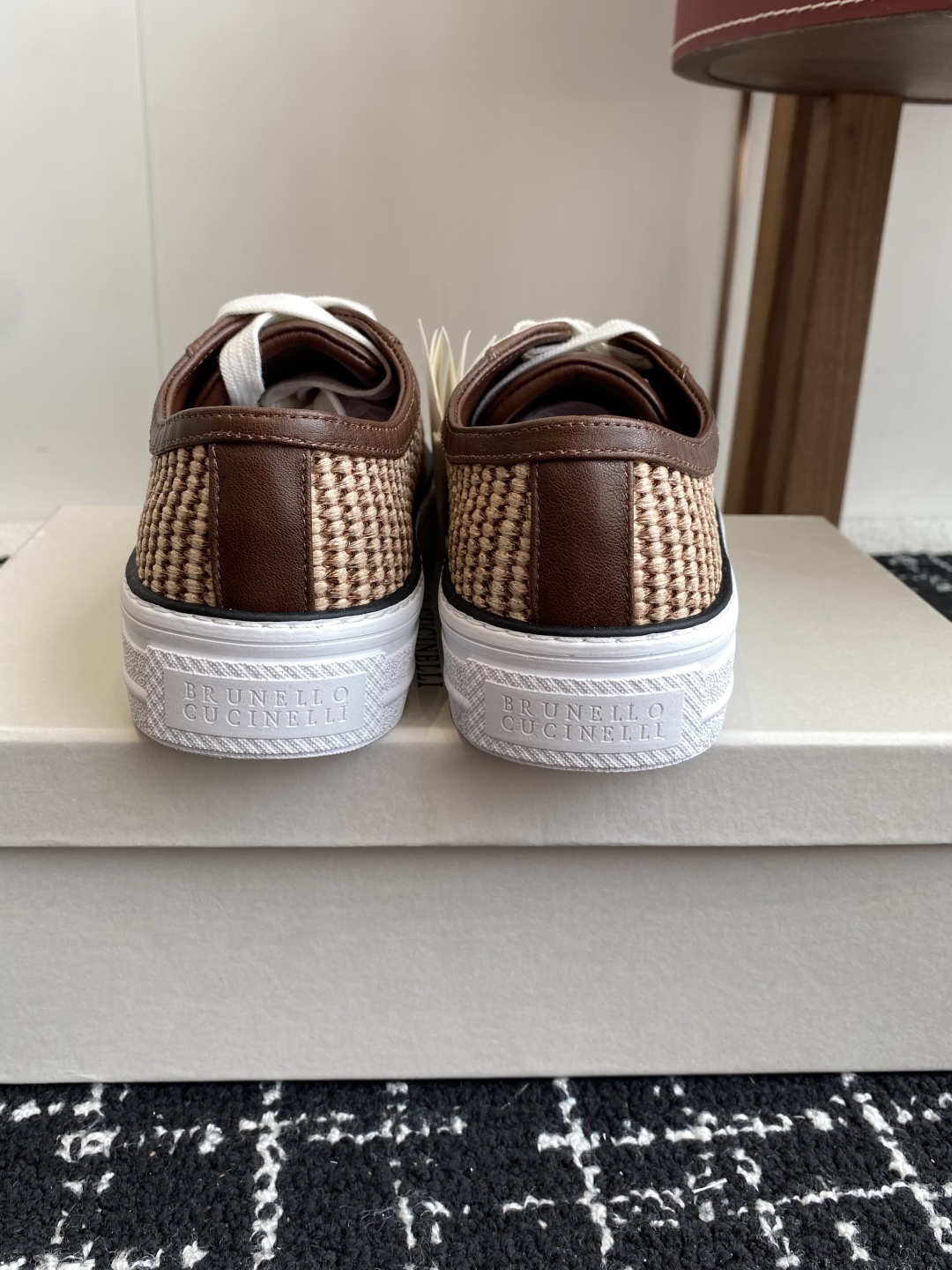 代购级
Brunello Cucinelli 25ss最新 Bc 系带 休闲鞋 

鞋面进口麂皮/特殊工