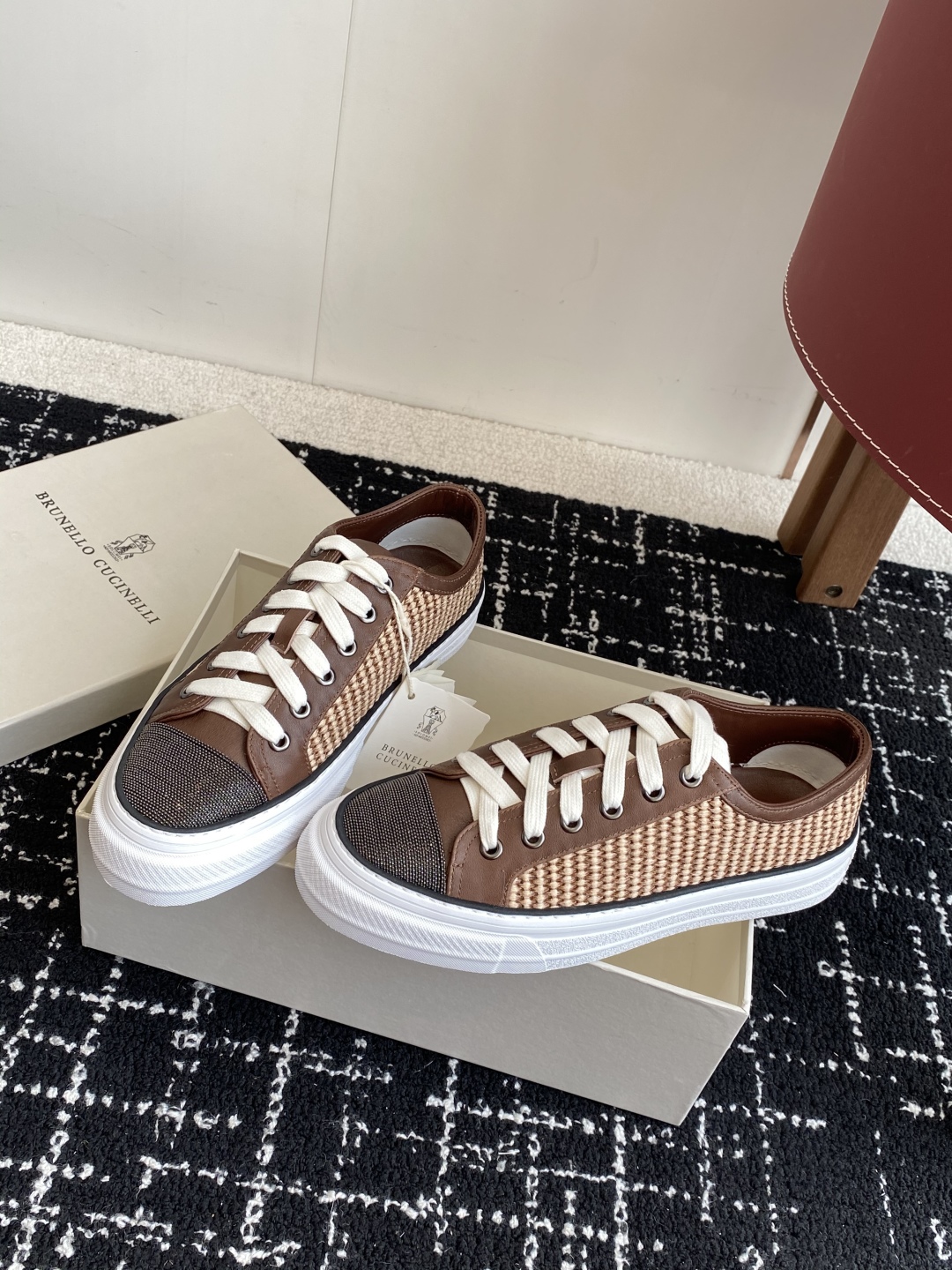 代购级
Brunello Cucinelli 25ss最新 Bc 系带 休闲鞋 

鞋面进口麂皮/特殊工
