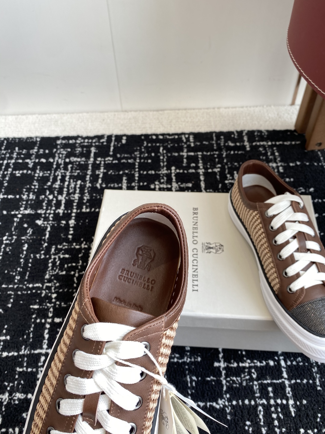 代购级
Brunello Cucinelli 25ss最新 Bc 系带 休闲鞋 

鞋面进口麂皮/特殊工