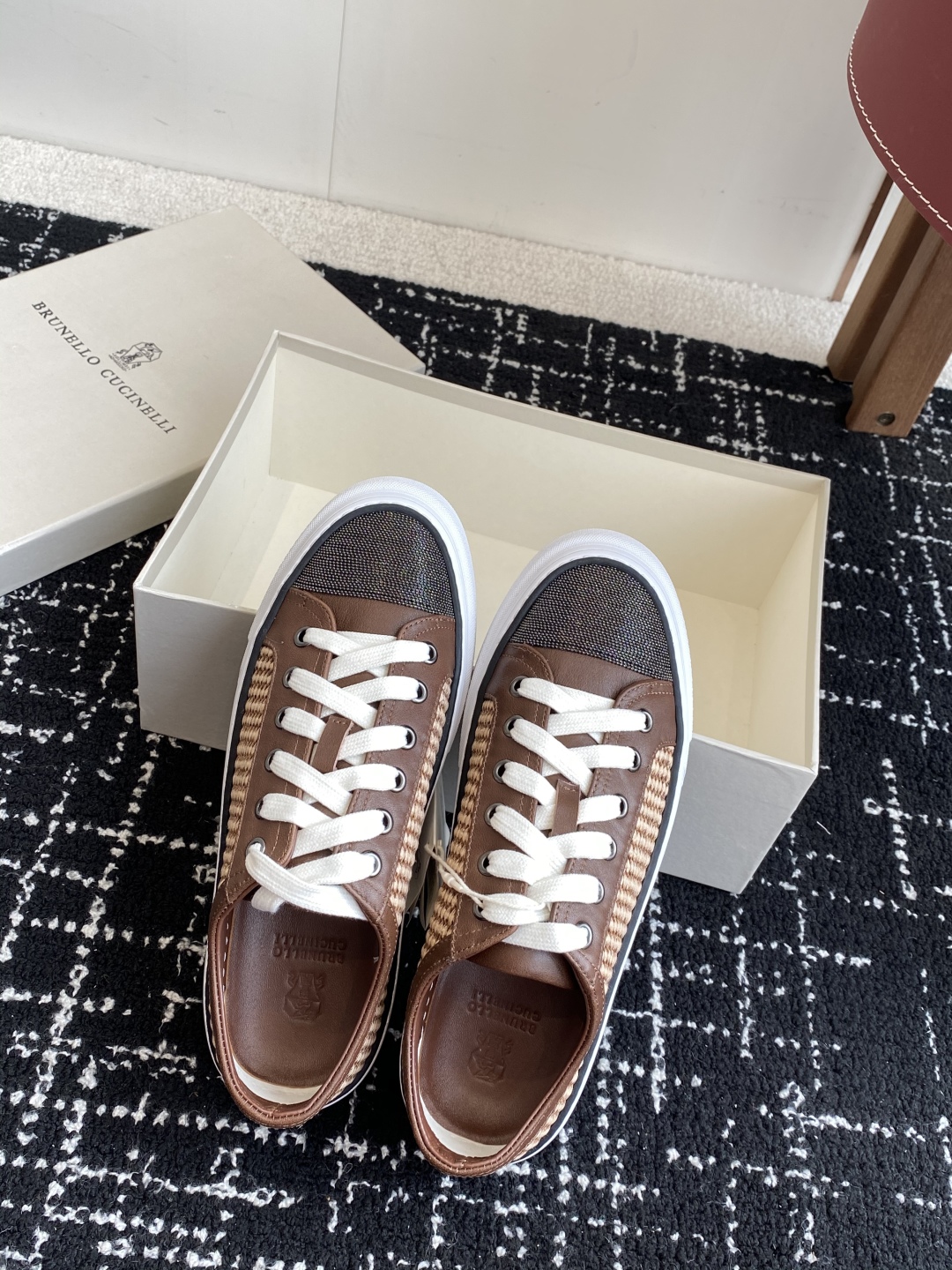 代购级
Brunello Cucinelli 25ss最新 Bc 系带 休闲鞋 

鞋面进口麂皮/特殊工