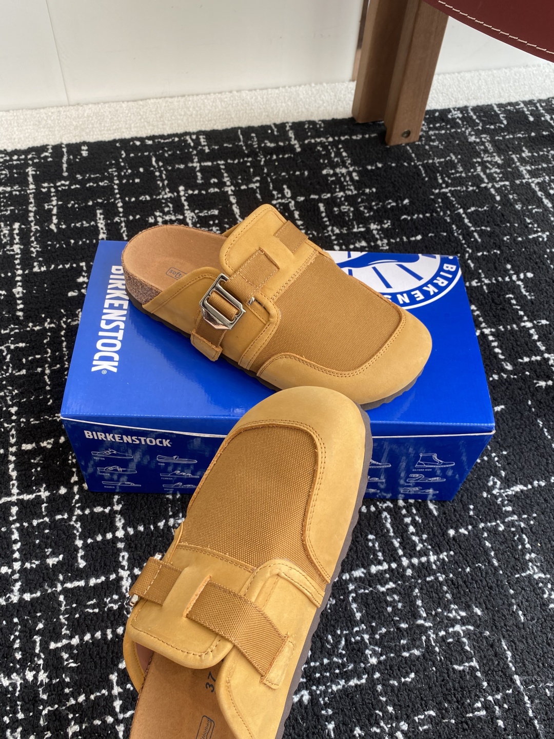 代购级
Birkenstock 25ss 新款厚底 勃肯 包头拖 哪吒敖丙图案款 我就心动了

代购找很