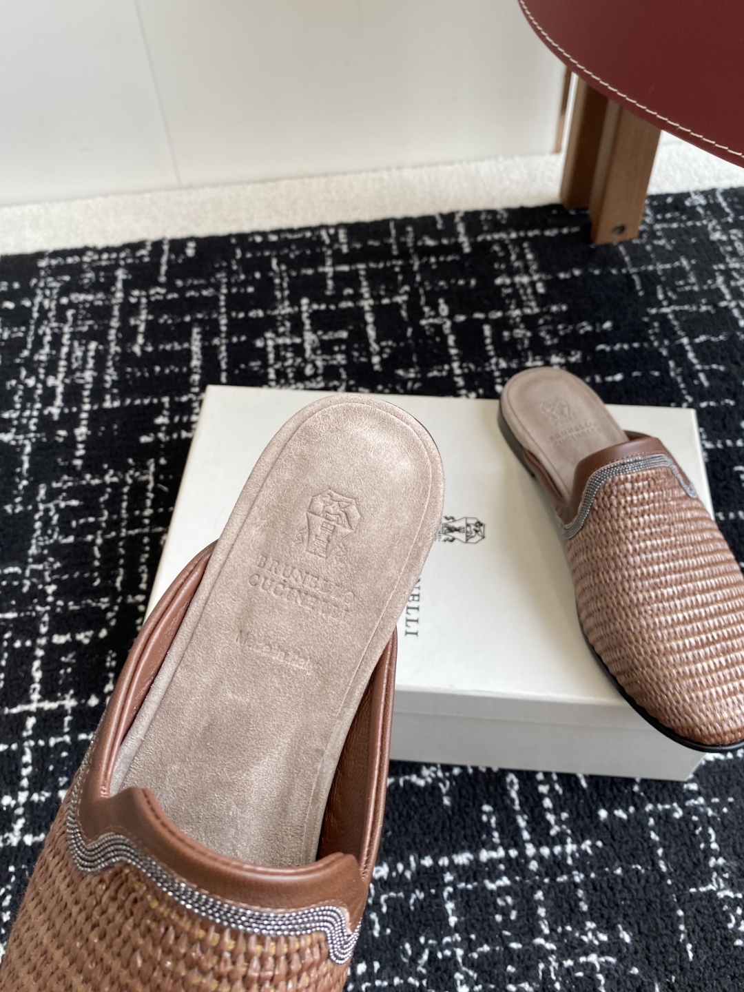 
Brunello Cucinelli 25ss 春夏新款 编织半拖 乐福鞋‼

BC是意大利知名品牌，