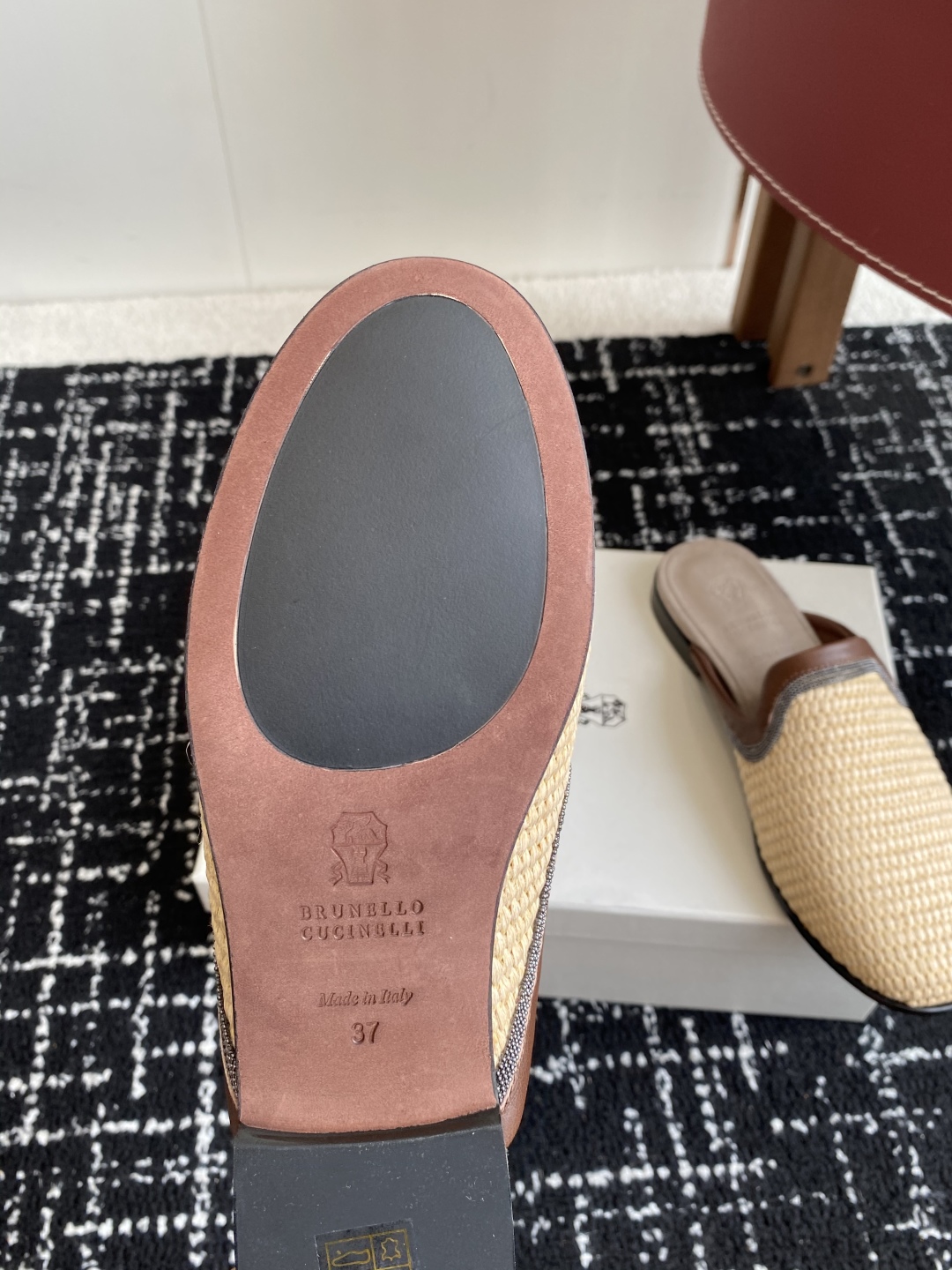
Brunello Cucinelli 25ss 春夏新款 编织半拖 乐福鞋‼

BC是意大利知名品牌，
