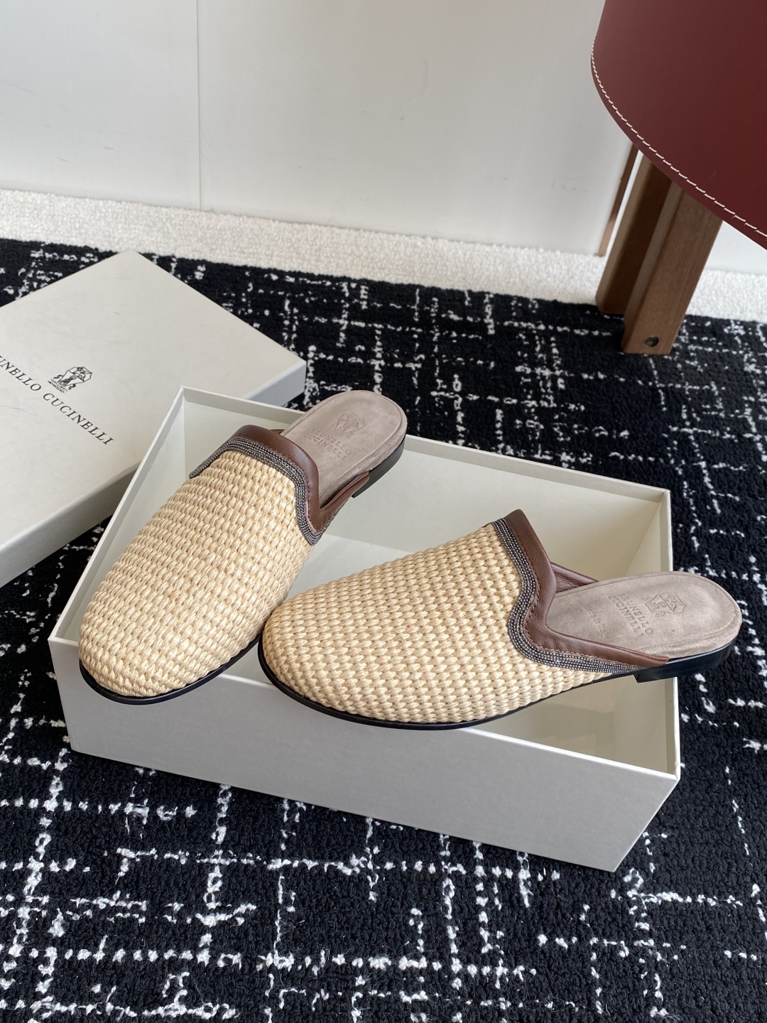 
Brunello Cucinelli 25ss 春夏新款 编织半拖 乐福鞋‼

BC是意大利知名品牌，