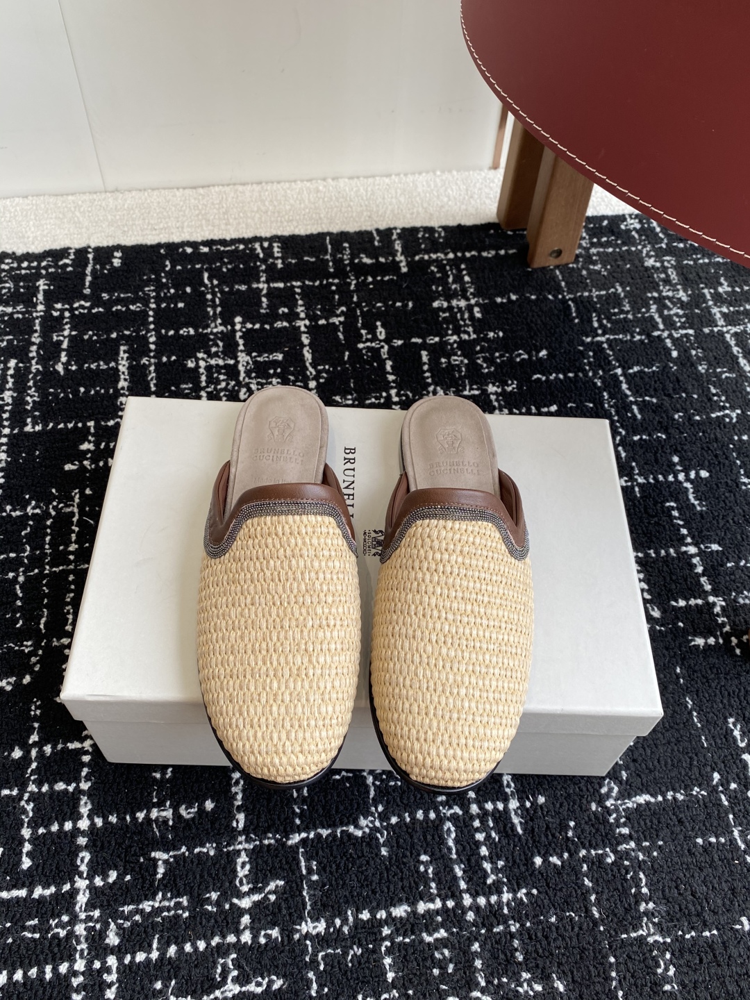 
Brunello Cucinelli 25ss 春夏新款 编织半拖 乐福鞋‼

BC是意大利知名品牌，