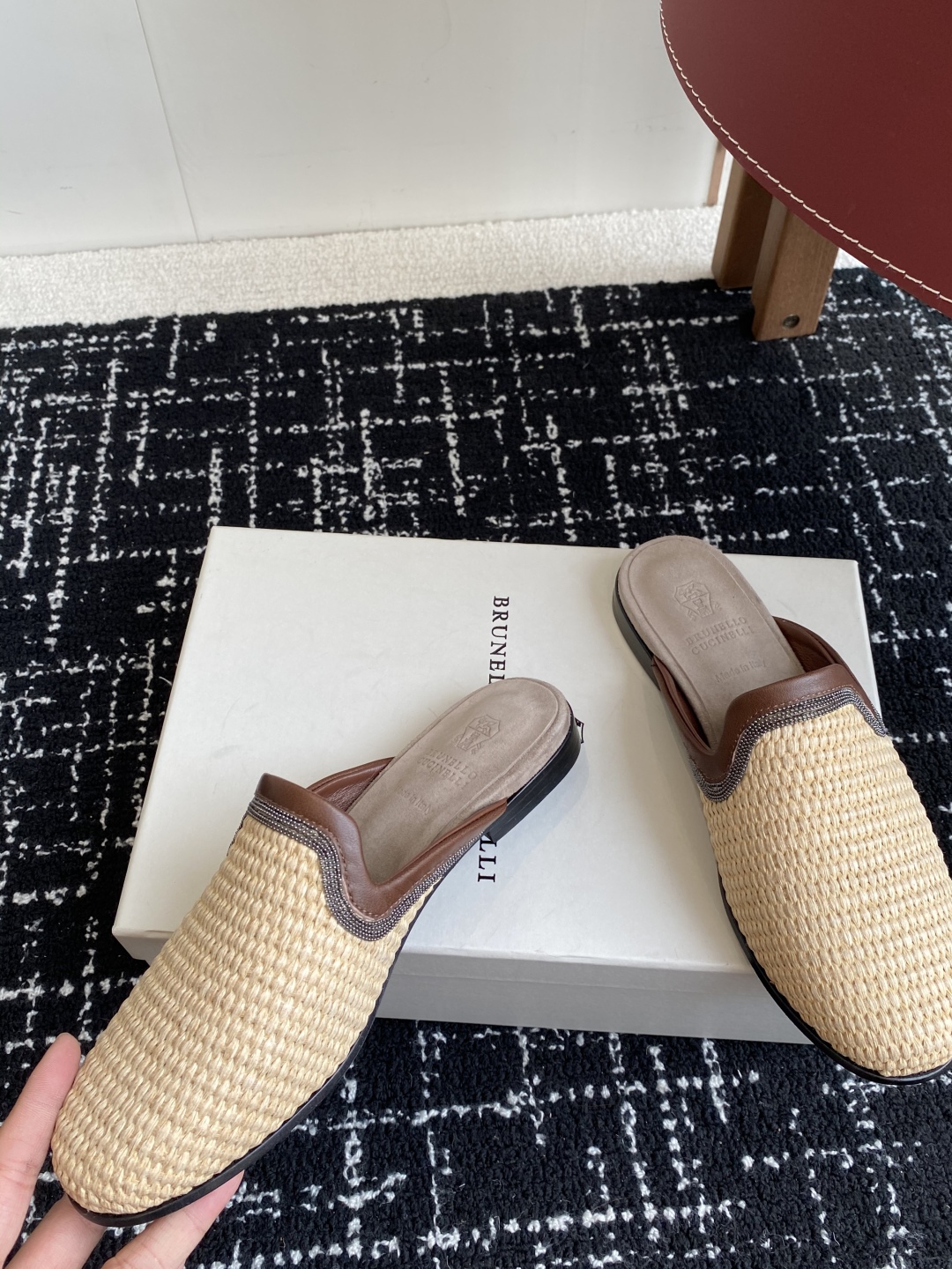 
Brunello Cucinelli 25ss 春夏新款 编织半拖 乐福鞋‼

BC是意大利知名品牌，