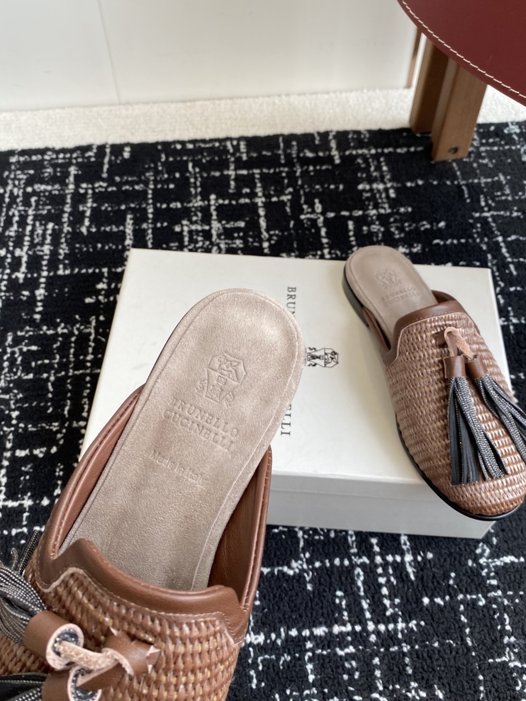 Brunello Cucinelli 25ss 春夏新款 编织半拖 乐福鞋‼
BC是意大利知名品牌,