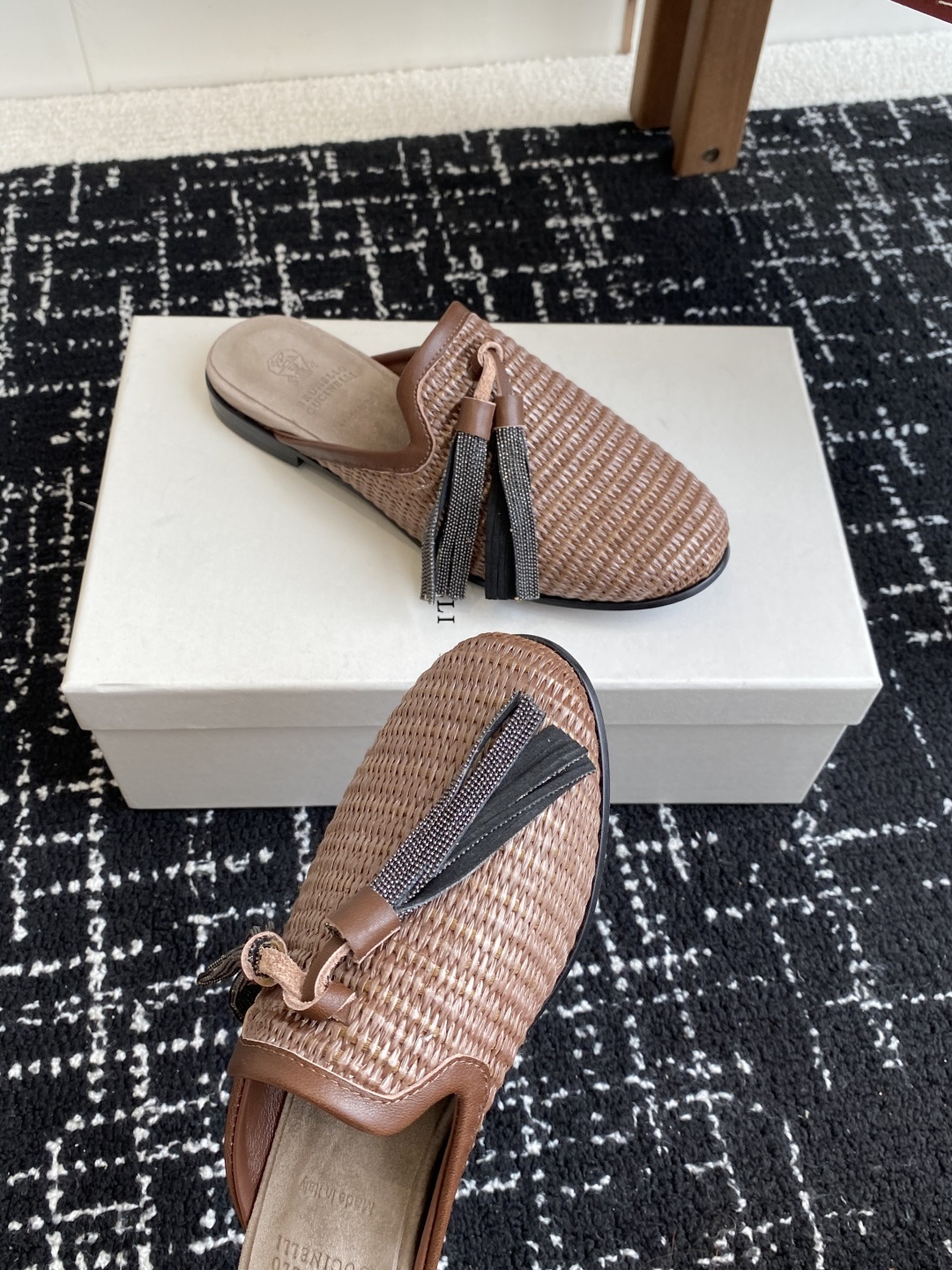 Brunello Cucinelli 25ss 春夏新款 编织半拖 乐福鞋‼
BC是意大利知名品牌,