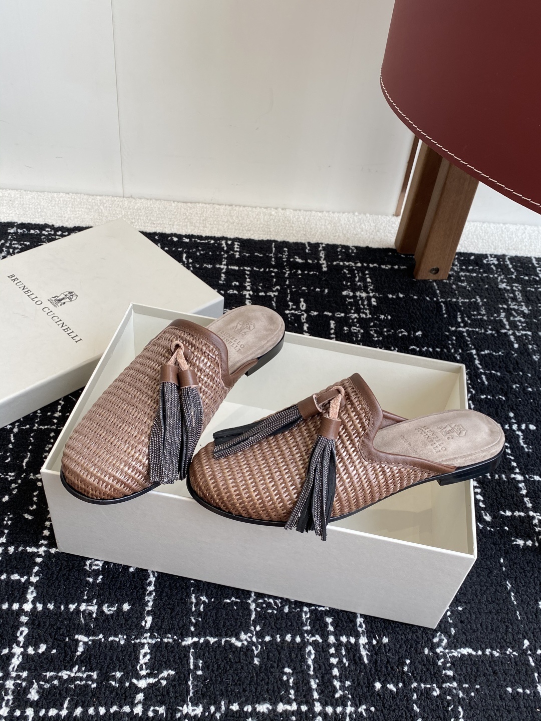 Brunello Cucinelli 25ss 春夏新款 编织半拖 乐福鞋‼
BC是意大利知名品牌,