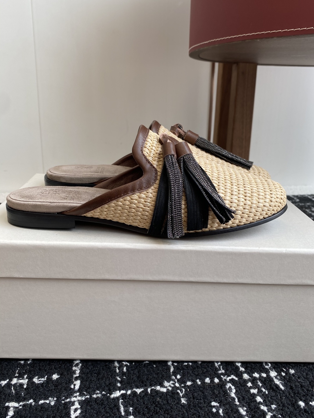 Brunello Cucinelli 25ss 春夏新款 编织半拖 乐福鞋‼
BC是意大利知名品牌,