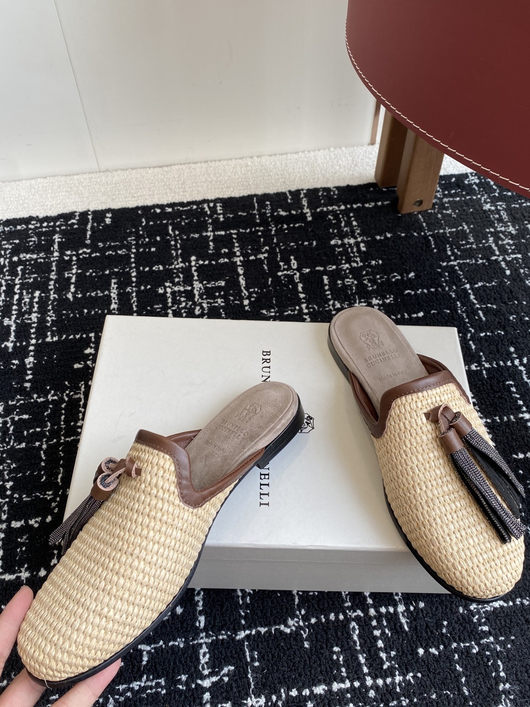 Brunello Cucinelli 25ss 春夏新款 编织半拖 乐福鞋‼
BC是意大利知名品牌,