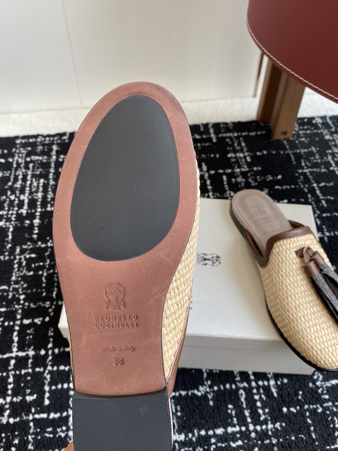Brunello Cucinelli 25ss 春夏新款 编织半拖 乐福鞋‼
BC是意大利知名品牌,