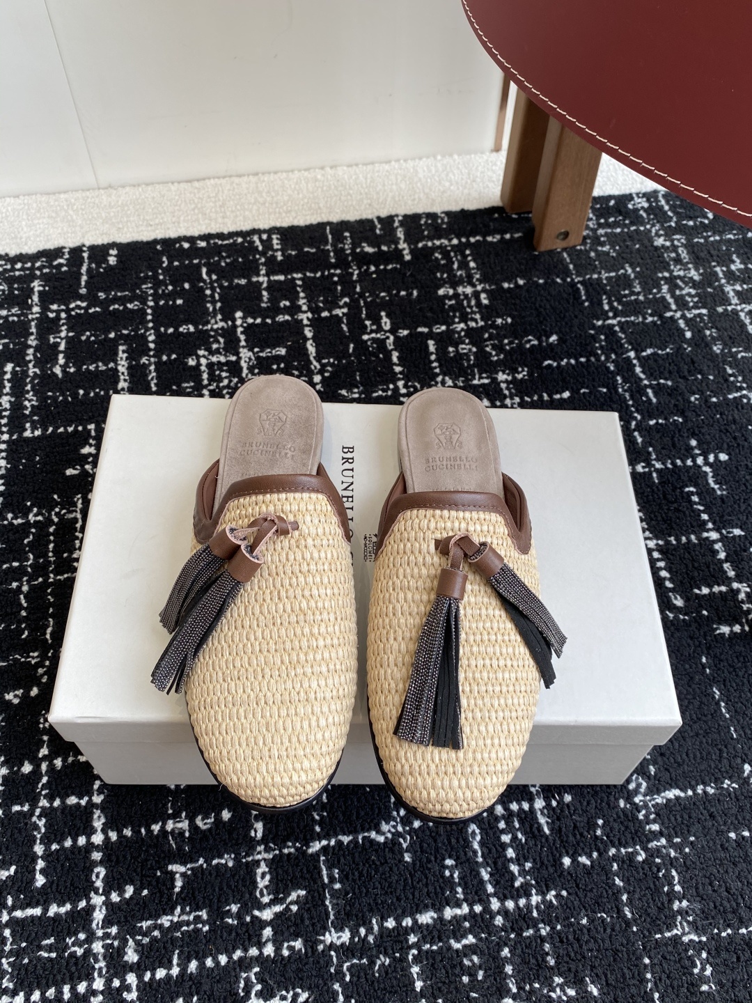 Brunello Cucinelli 25ss 春夏新款 编织半拖 乐福鞋‼
BC是意大利知名品牌,