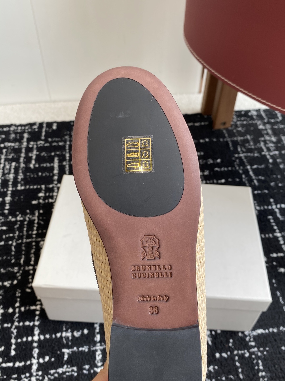 Brunello Cucinelli 25ss 春夏新款 编织半拖 乐福鞋‼
BC是意大利知名品牌,