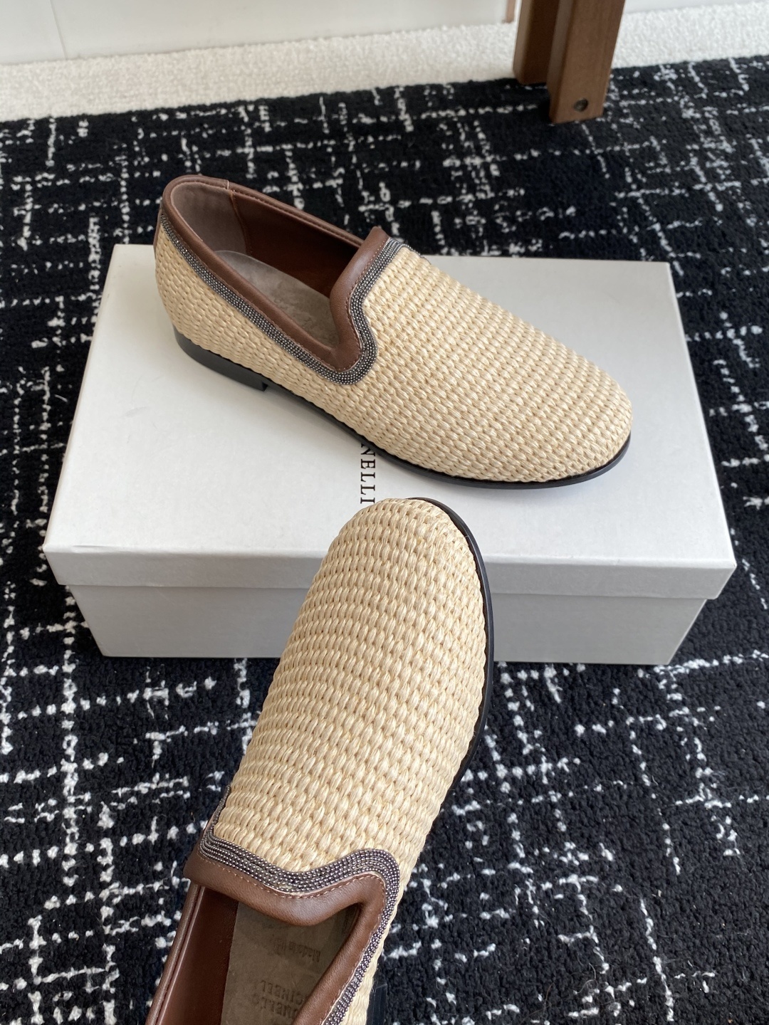 Brunello Cucinelli 25ss 春夏新款 编织半拖 乐福鞋‼
BC是意大利知名品牌,