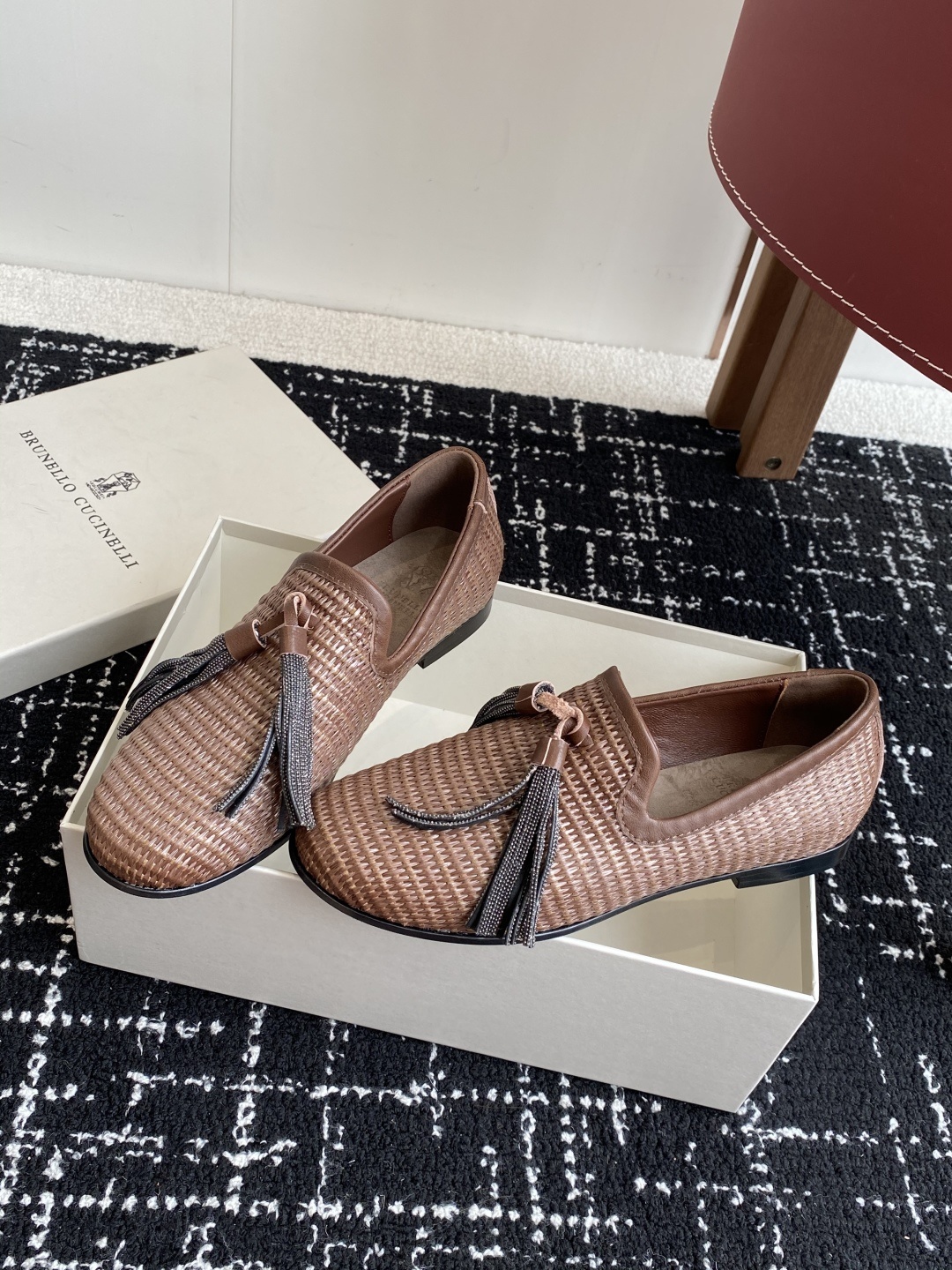 Brunello Cucinelli 25ss 春夏新款 编织半拖 乐福鞋‼
BC是意大利知名品牌,