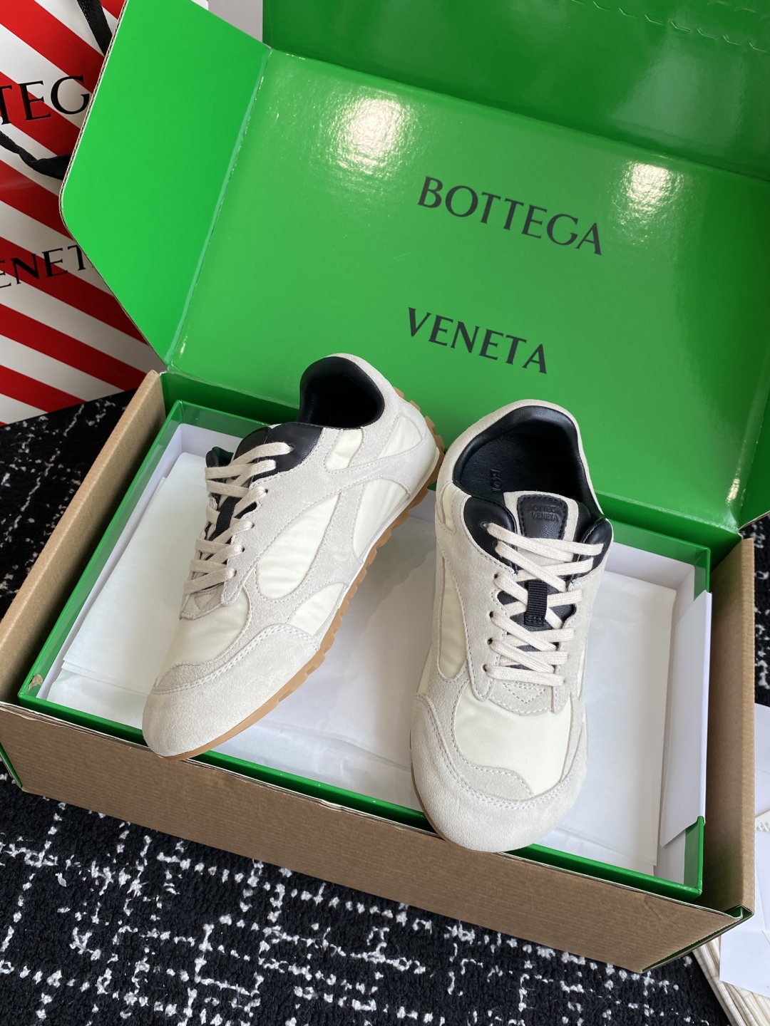 代购级（官网同步✈️盒包装）
Bottega Veneta BV葆蝶家 25ss新款 阿甘鞋 德训运动鞋