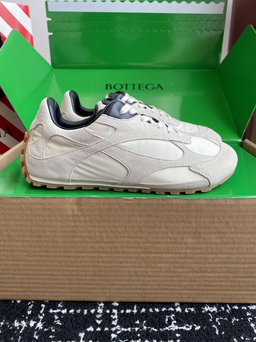 代购级（官网同步✈️盒包装）
Bottega Veneta BV葆蝶家 25ss新款 阿甘鞋 德训运动鞋