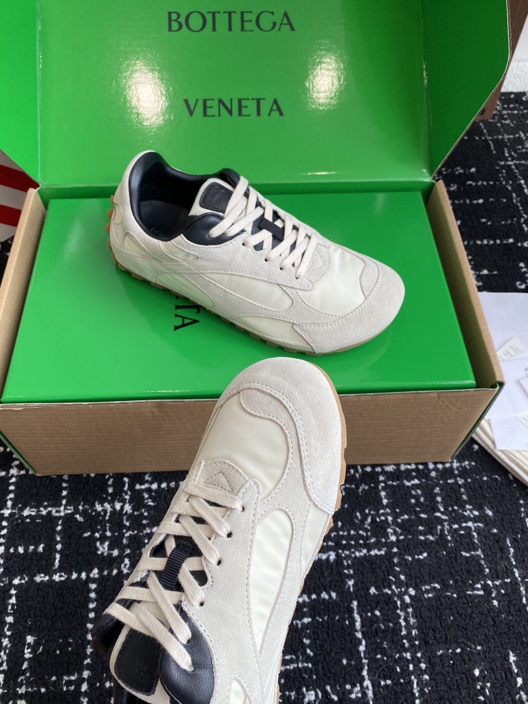 代购级（官网同步✈️盒包装）
Bottega Veneta BV葆蝶家 25ss新款 阿甘鞋 德训运动鞋