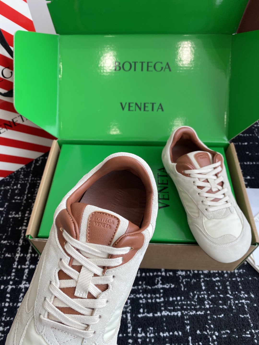 代购级（官网同步✈️盒包装）
Bottega Veneta BV葆蝶家 25ss新款 阿甘鞋 德训运动鞋