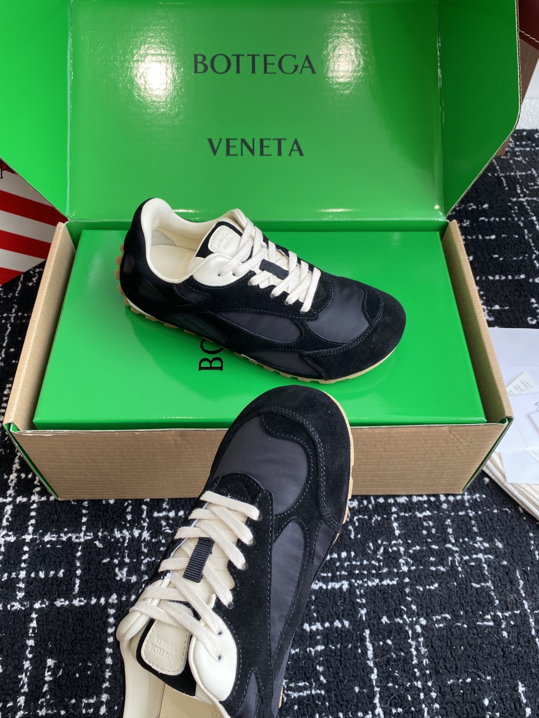 代购级（官网同步✈️盒包装）
Bottega Veneta BV葆蝶家 25ss新款 阿甘鞋 德训运动鞋