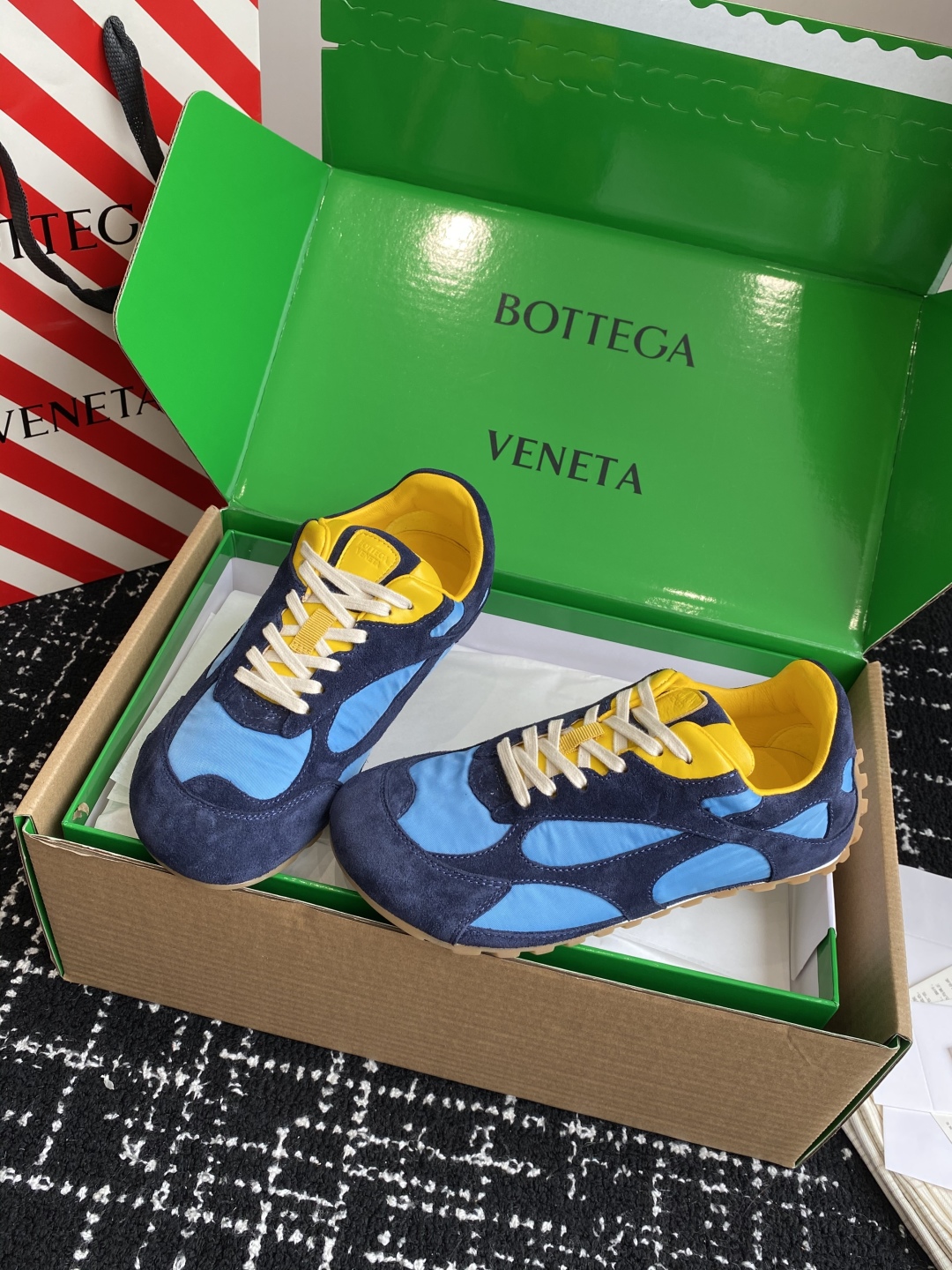 代购级（官网同步✈️盒包装）
Bottega Veneta BV葆蝶家 25ss新款 阿甘鞋 德训运动鞋