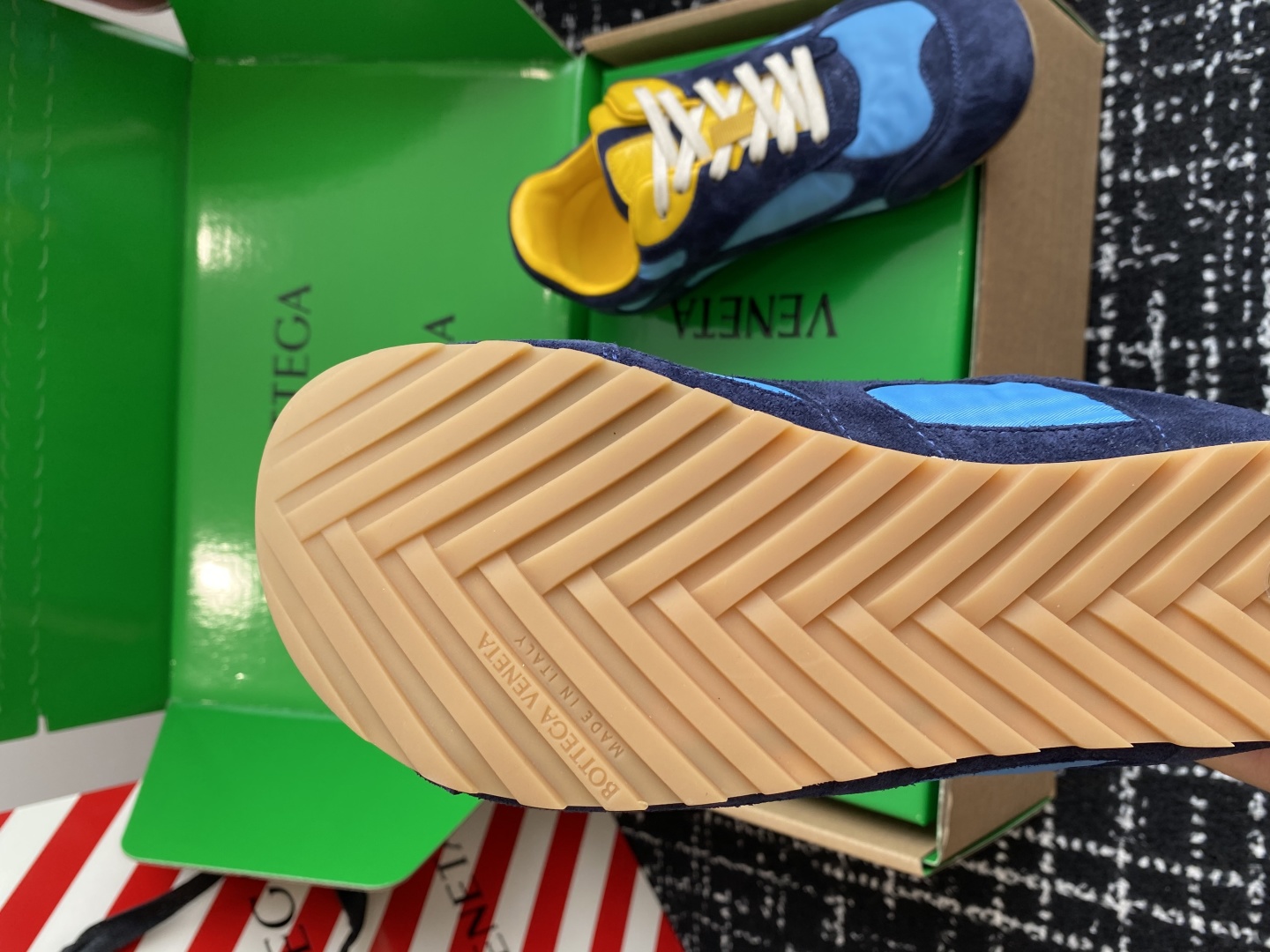 代购级（官网同步✈️盒包装）
Bottega Veneta BV葆蝶家 25ss新款 阿甘鞋 德训运动鞋