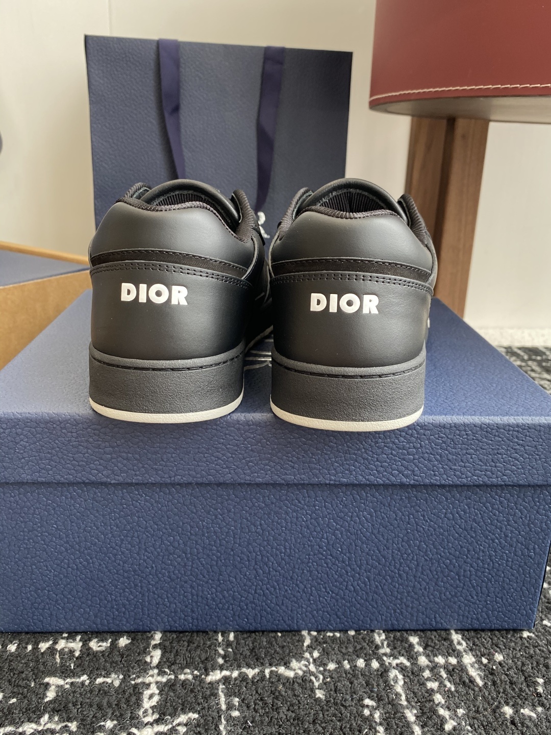 东莞代购级(官网同步✈️盒包装)
Dior 25全新升级 情侣高帮B27休闲运动鞋
这款 B27 高帮