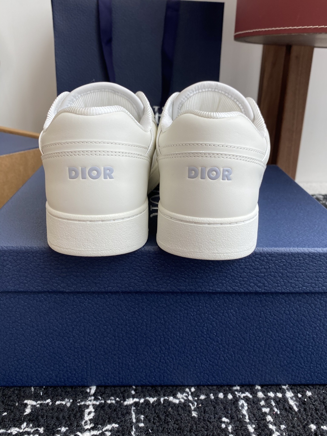 东莞代购级(官网同步✈️盒包装)
Dior 25全新升级 情侣高帮B27休闲运动鞋
这款 B27 高帮