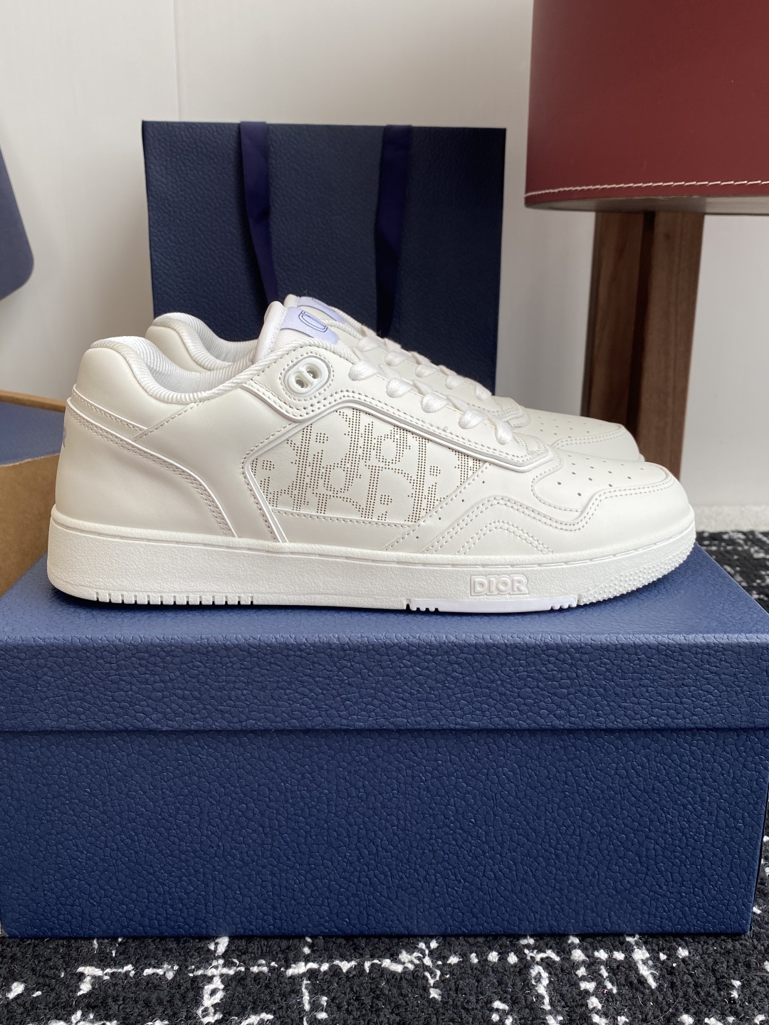 东莞代购级(官网同步✈️盒包装)
Dior 25全新升级 情侣高帮B27休闲运动鞋
这款 B27 高帮