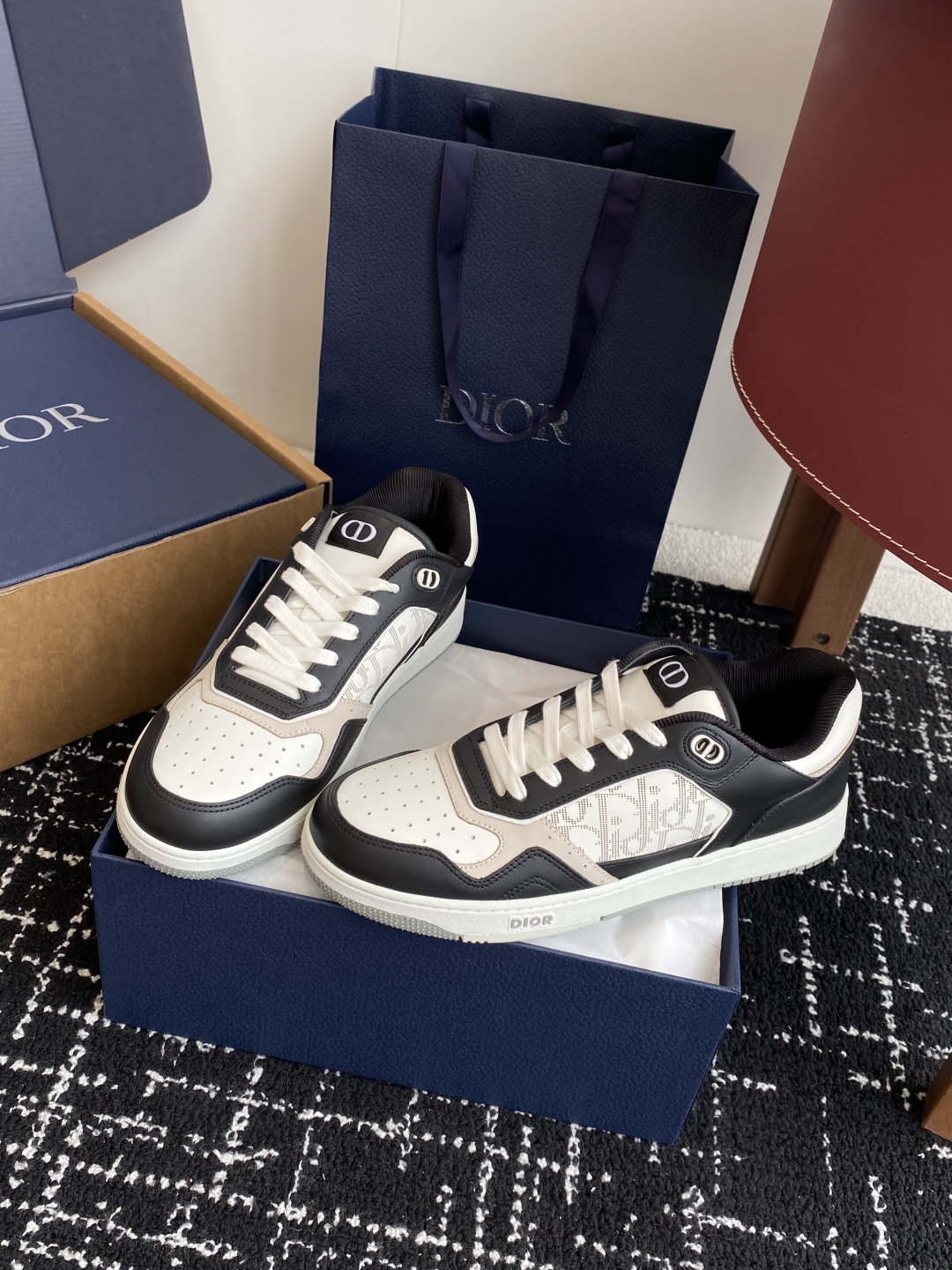 东莞代购级（官网同步✈️盒包装）
Dior 25全新升级 情侣高帮B27休闲运动鞋

这款 B27 高帮