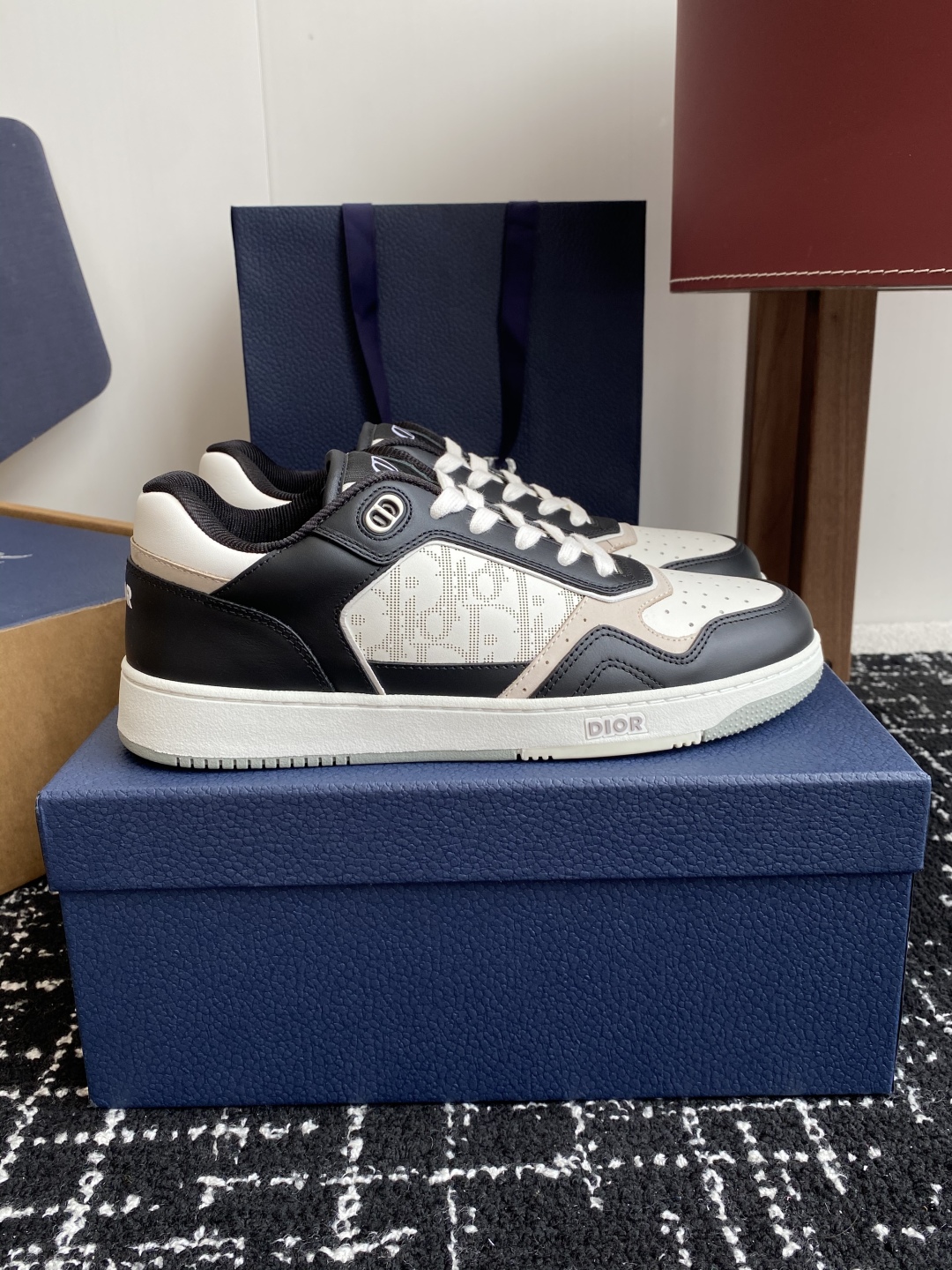 东莞代购级（官网同步✈️盒包装）
Dior 25全新升级 情侣高帮B27休闲运动鞋

这款 B27 高帮