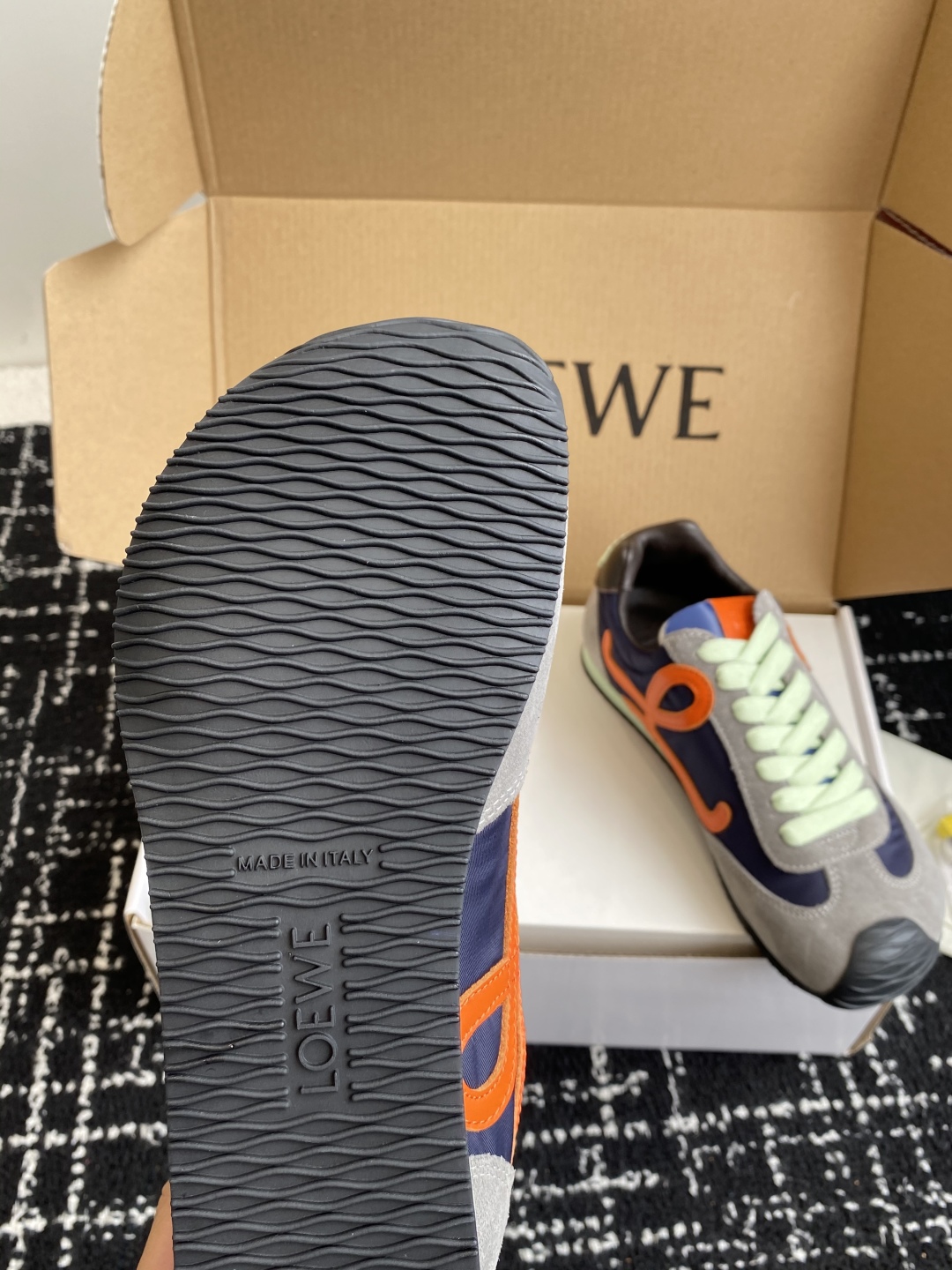 Loewe Ballet Runner Sneakers: Parisian Chic, Ultimate Comfort, and Lightweight 10 cmp i1746972351140 3582 0 8