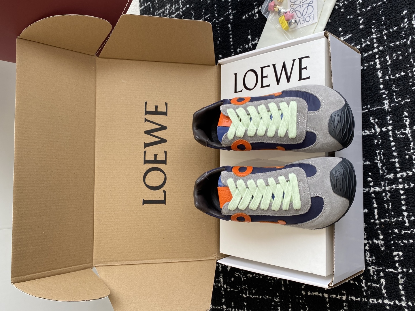 Loewe Ballet Runner Sneakers: Parisian Chic, Ultimate Comfort, and Lightweight 2 cmp i1746972365593 5359 0 0